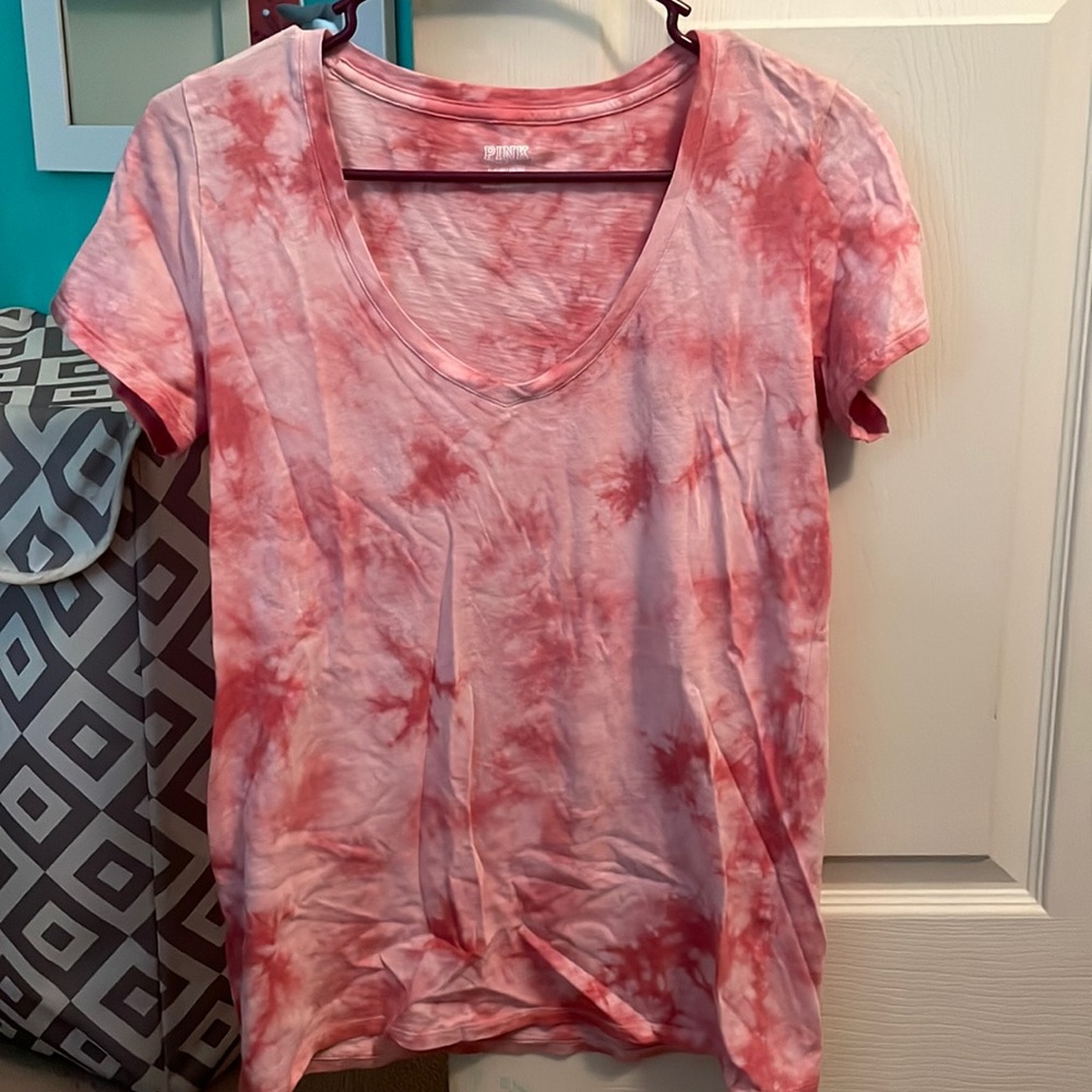 Pink tye dye v neck shirt
